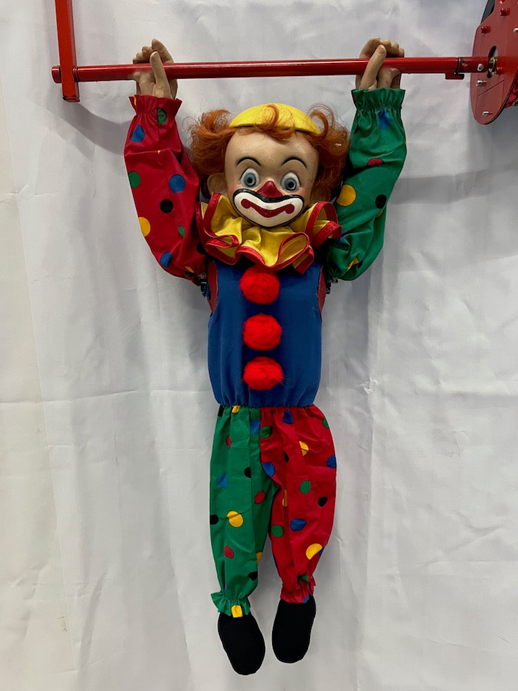 Clown am Reck