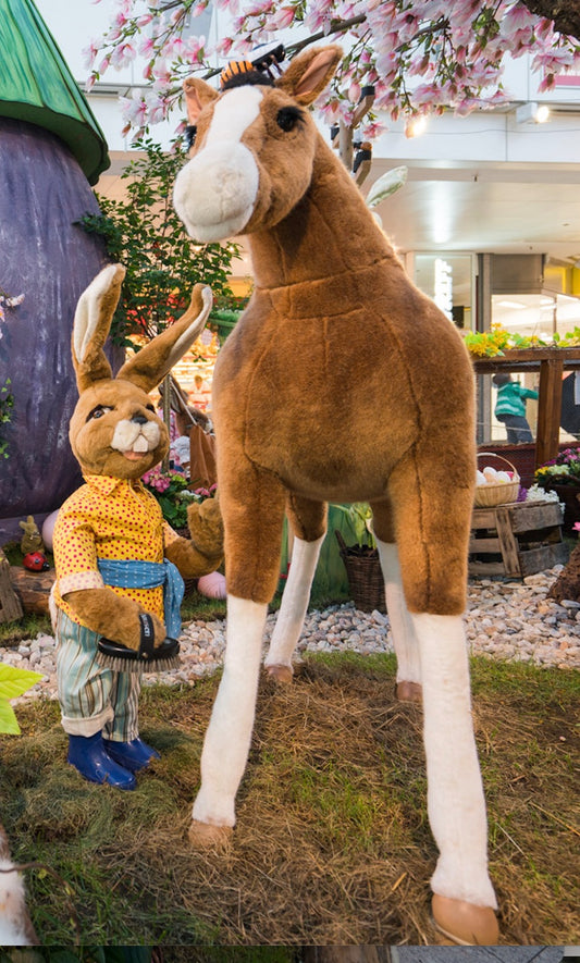 Easter on the Farm Scene - Horse Box 